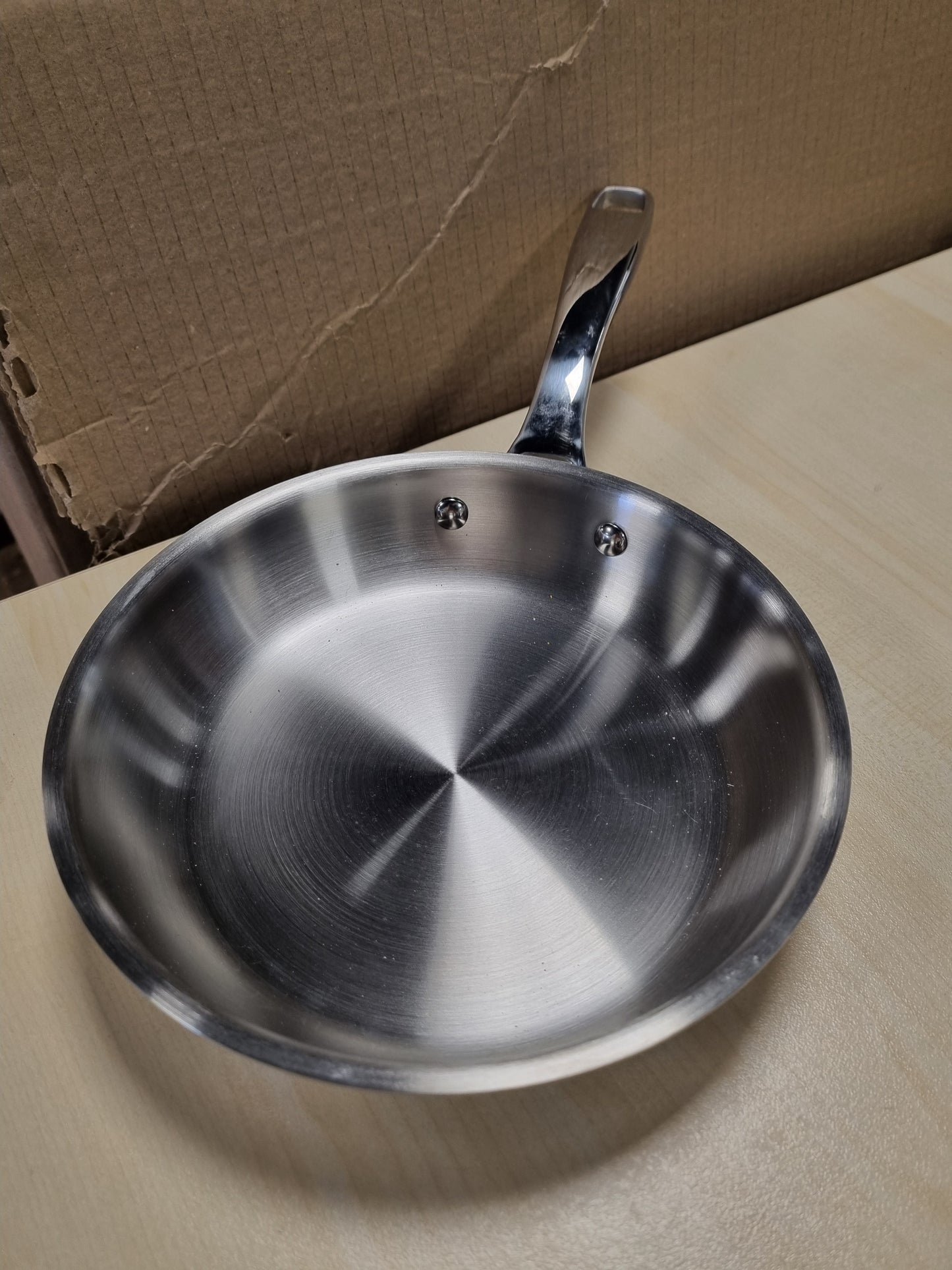 251631 - LACOR 60850 - Tigan i Zi Jo-Ngjitës TriChef 20 cm - Shtresë e Trefishtë, Çelik Inoks 18/10, i Përshtatshëm për të Gjitha Llojet e Sobave, I Sigurt për Lavastovilje, ø20 cm