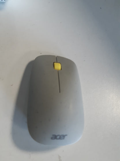 268733 - Acer Maus Vero, Maus pa tel, Rreze pa tel 2.4 GHz deri në 10 metra, deri në 4200 DPI, Maus ergonomik, i bërë me 30% plastikë të ricikluar, Rrotë lëvizëse e heshtur, Gri