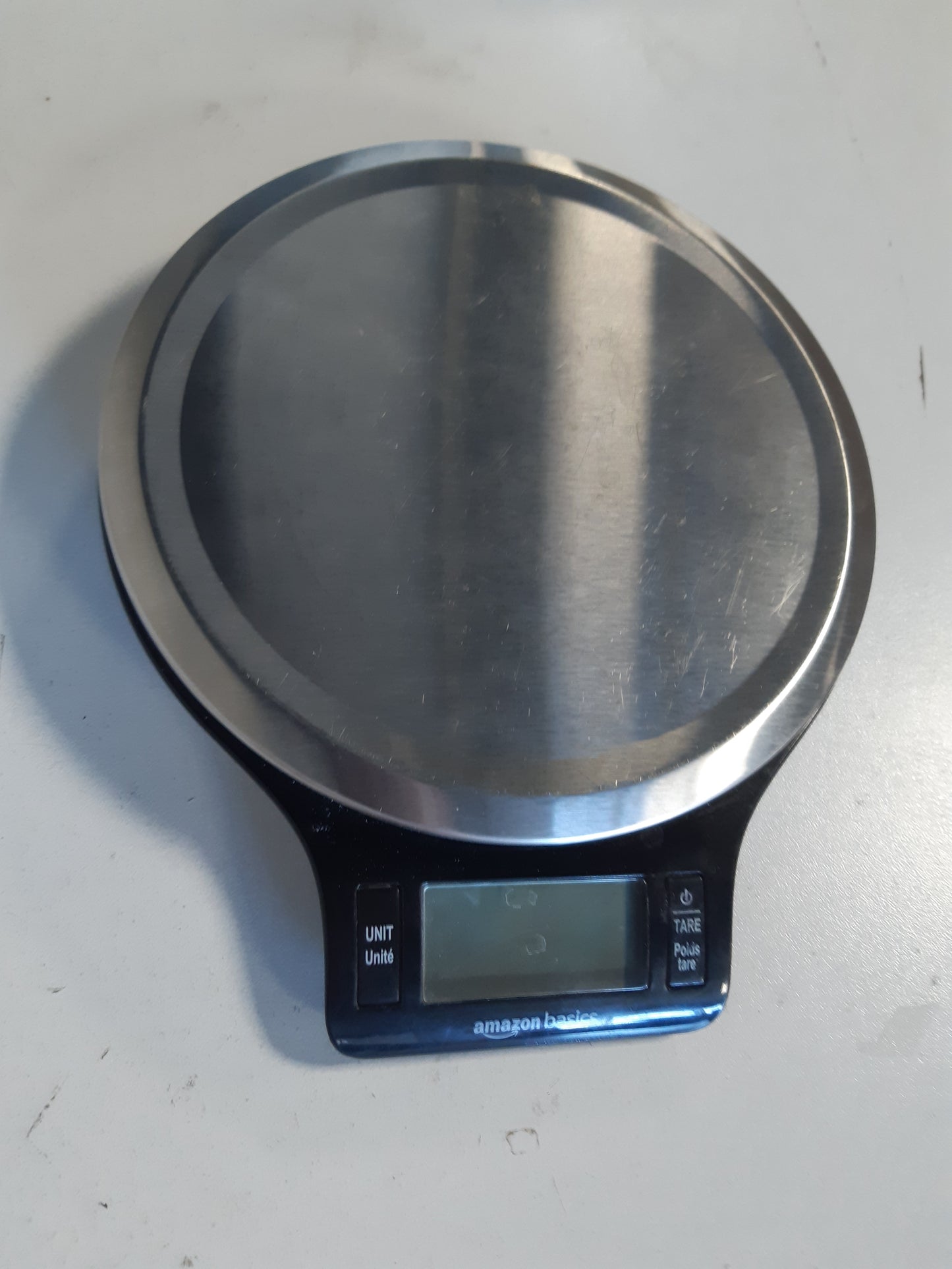 263435 - AMAZON BASICS Peshore Dixhitale Kuzhine me Ekran LCD, Çelik Inoks, Pa BPA, Pesha deri në 11 lbs, E zezë