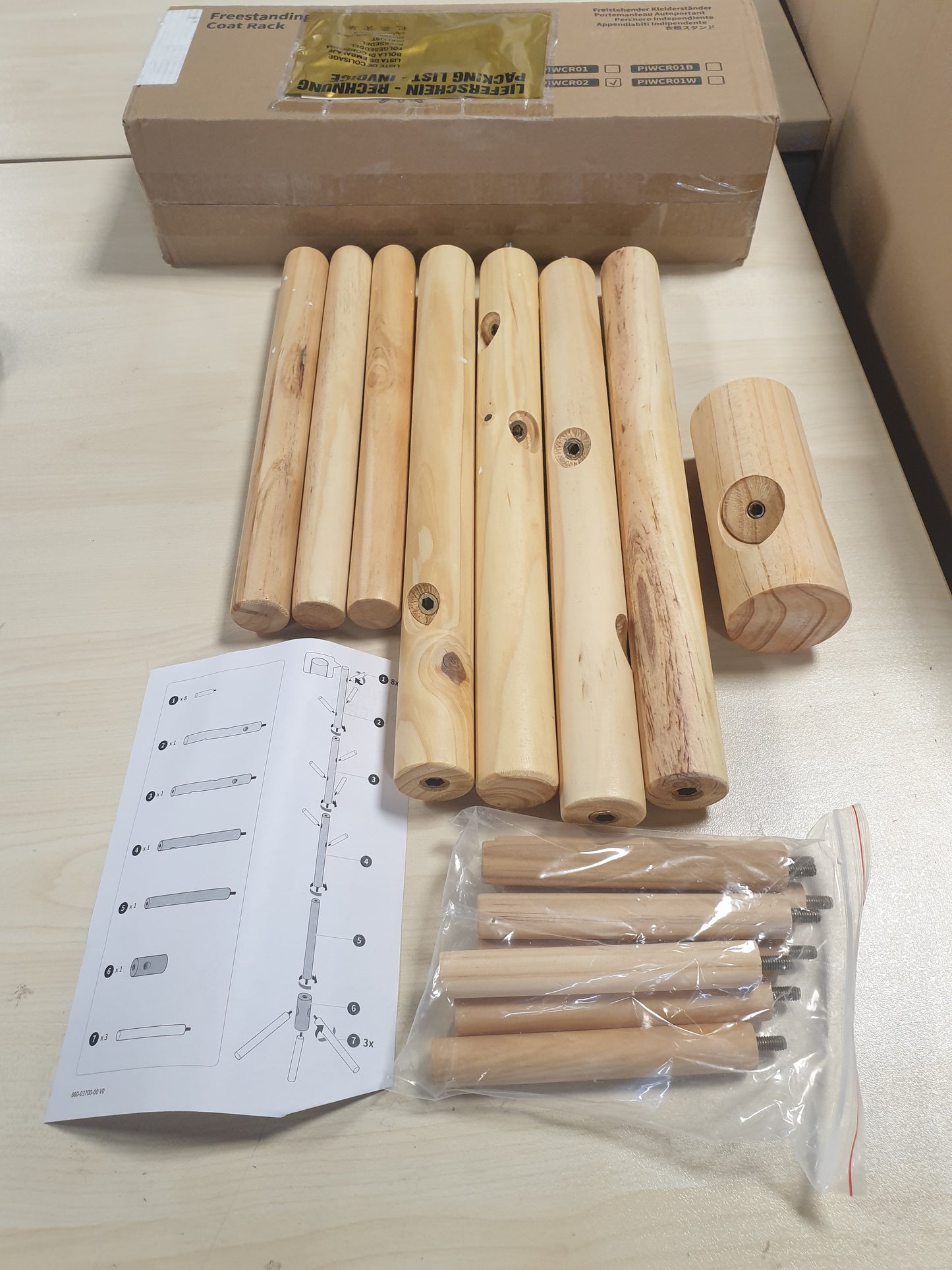256526 - PIPISHELL Raft rrobash prej druri të fortë, i rregullueshëm, me 4 seksione dhe 8 grepa