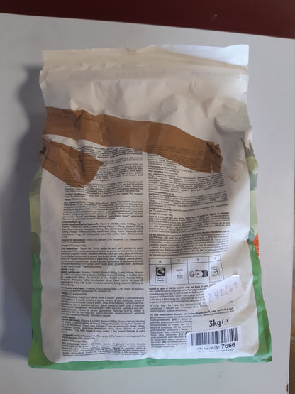 242269 - AMAZON Ushqim për mace të rritura të sterilizuara pa drithëra, me mish pule të freskët - 3 kg
