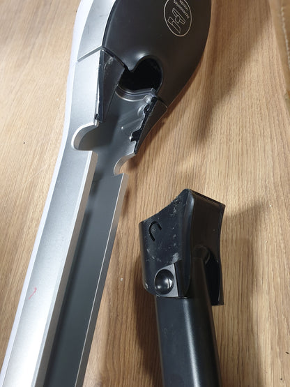 94139 - BOSCH BCH3P2301 Fshesë me Korrent e Rikarikueshme Flexxo Gen2, Seria 4, 23Vmax, Furçë për Të Gjitha Llojet e Dyshemeve, e Lehtë për t'u Pastruar, Fshesë me Korrent Dorë e Përfshirë, Kohëzgjatje Deri në 50 Minuta, Ngjyra e Bardhë