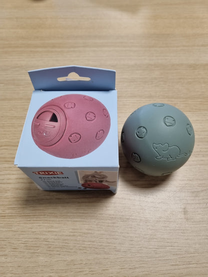 220637 - TRIXIE Top për aktivitete me ushqime për mace, plastik, Ø 7 cm, natyral