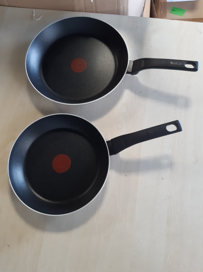 221595 - TEFAL Set tiganësh Easy Cook & Clean 24/28 cm, shtresë jo ngjitëse, NUK është i përshtatshëm për soba me induksion