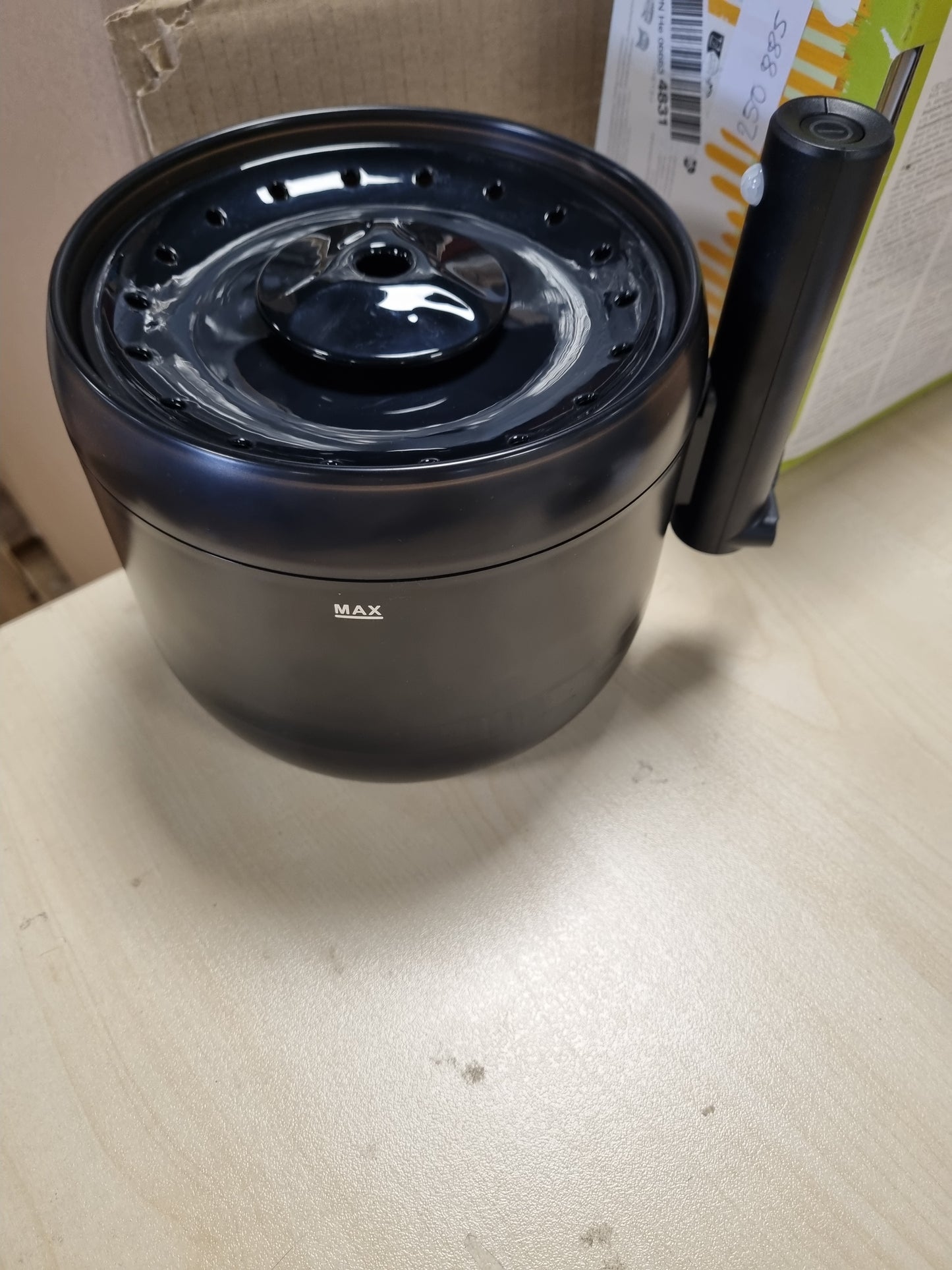 250434 - PHILIPS Shatërvan për Macet PAW3210/02, Inteligjent për Pije, Mbrojtje nga Rrjedhjet, Monitorim Mbushjeje, Aktivizim Lëvizjeje, I Qetë
