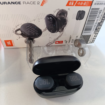 267825 - JBL Kufje Endurance Race 2, Bluetooth True Wireless në Vesh, Jetëgjatësi baterie 48 orë, Rezistente ndaj pluhurit dhe ujit IP68, Anulim zhurmash, Tinguj JBL Pure Bass, Teknologji Smart Ambient, Modaliteti Sport, E zezë