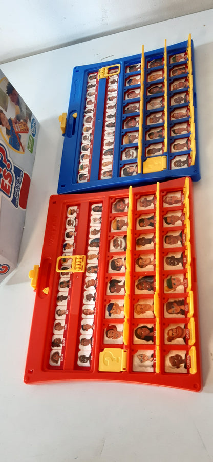 215698 - HASBRO GAMING Guess Who? Lojë tavoline për fëmijë 6 vjeç e lart, për 2 lojtarë