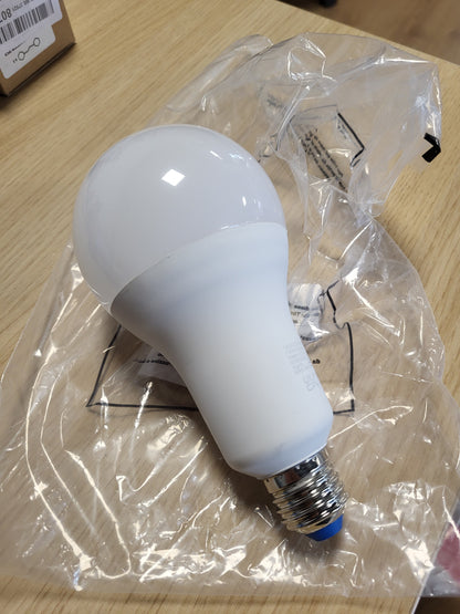 217789 - WiZ Llambë LED e akordueshme, e bardhë dhe me ngjyra, E27, 150 W, e zbehtë, 16 milion ngjyra, kontroll inteligjent nëpërmjet aplikacionit/zërit nëpërmjet Wi-Fi