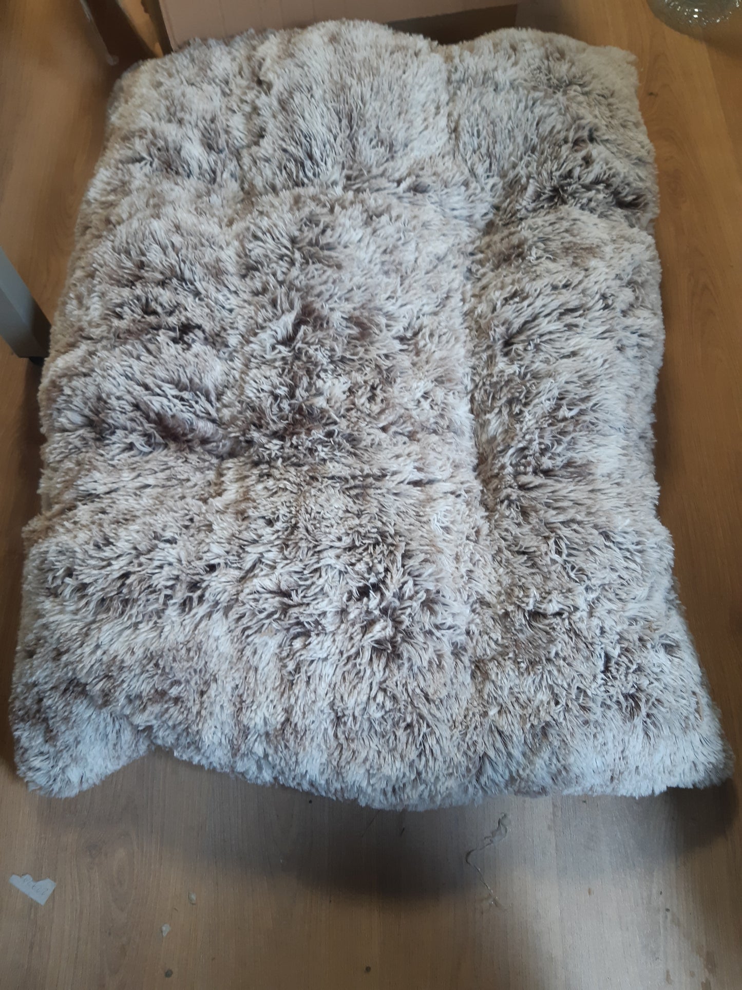 218158 - EHEYCIGA Krevat Qensh me Push për Qen të Mëdhenj XL - 112 x 85 cm - Jastëk i Larëshëm - Dysheme Komode Jo-Rrëshqitëse - Kafe