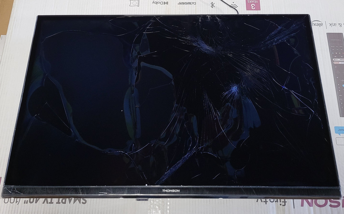 267602 - THOMSON TV 32 copë (80 cm) HD Smart Fire TV, Komandë zëri Alexa, Akordues i trefishtë (DVB-T/T2/C/S/S2), Dolby Audio, DTS Virtual:X, HDR10, WiFi, Bluetooth, HDMI- 32HF2S34