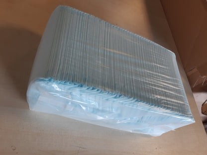 224192 - MBROJTËSE STËRVITJEJE PËR QEN DHE KËLYSHË AMAZON BASICS, TË PAPËRSHKUESHME NGA RRJEDHJET, DIZAJN ME 5 SHTRESA ME SIPËRFAQE QË THAET SHPEJT, TË RREGULLA, PAKO ME 50 COPË, BLU
