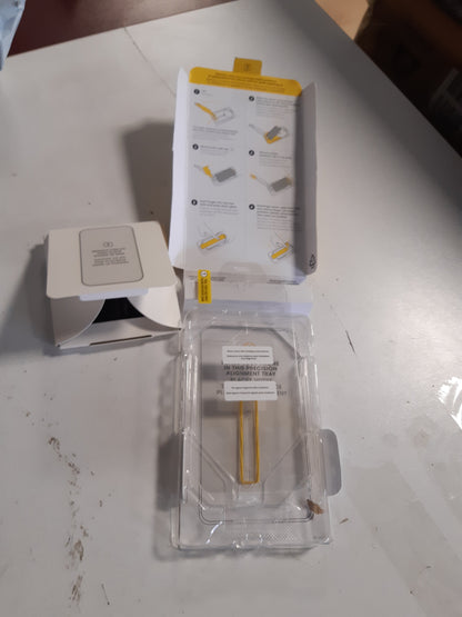 266958 - OTTERBOX PREMIUM GLASS MBROJTËS EKRANI PËR SAMSUNG GALAXY S24 FE, XHAM I TEMPERUAR, MBROJTJE E AVANCUAR NGA GËRVISHTJET, REZISTON NDAJ RËNIES DERI NË 90 CM, PAKETIM JO PËR SHITJE ME PAKICË