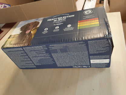 215411 - AMAZON Ushqim i plotë për qen të rritur, përzgjedhje mishi në pelte, 4.8 kg (48 pako x 100g)
