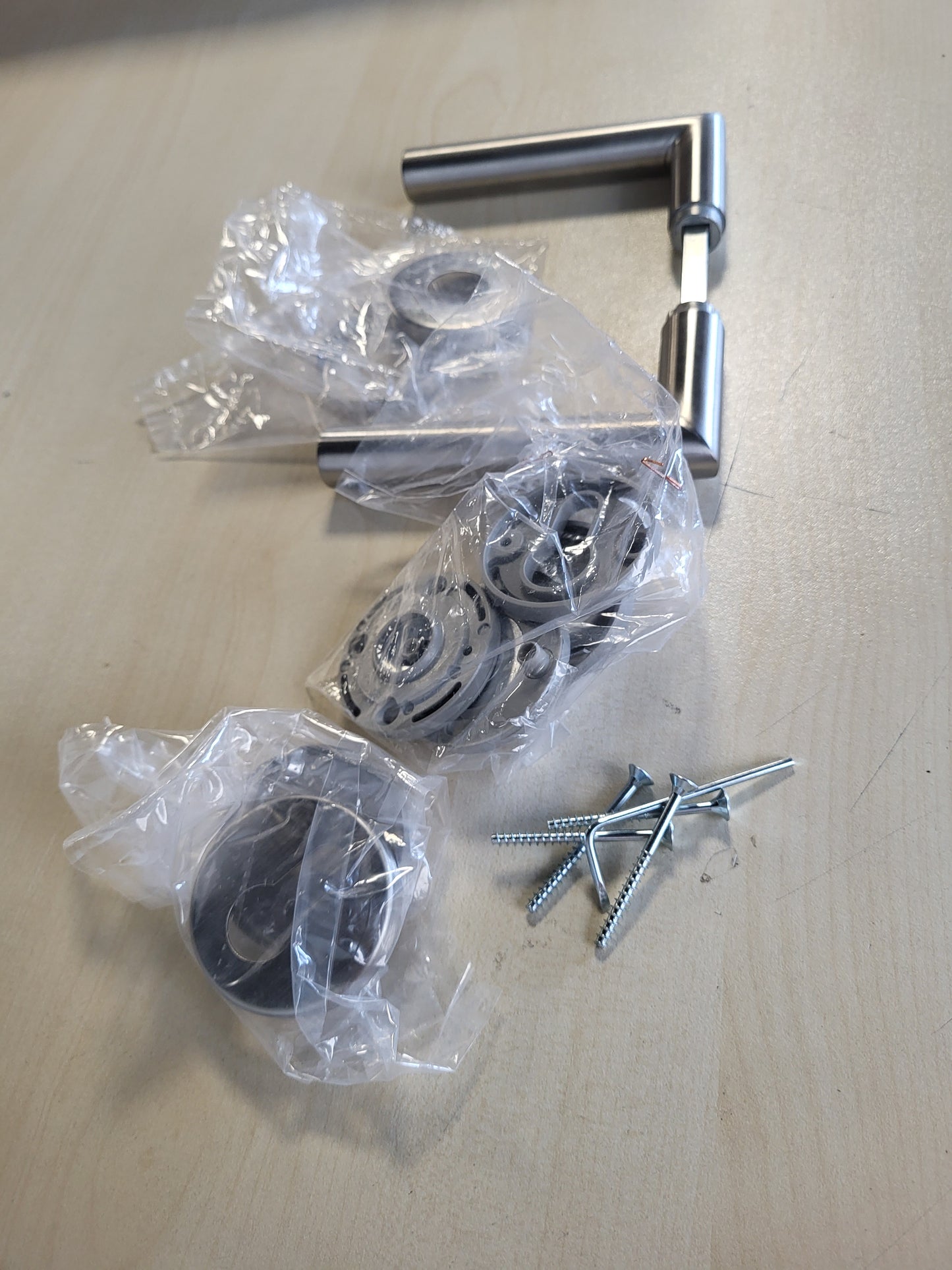 214243 - HOPPE Dorezë dere me rozetë Amsterdam, çelik inox, mat, për përdorim të brendshëm