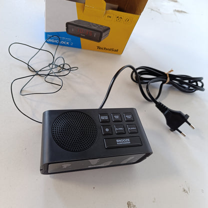 266811 - RADIO-ORË TECHNISAT DIGICLOCK 2 DAB+ (DAB, FM, dy alarme, funksion alarmi, ekran LCD me ndriçim prapa të rregullueshëm, kohë dhe datë), e zezë