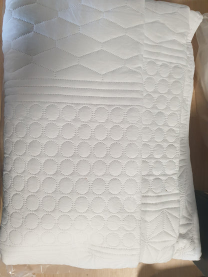 214670 - HOMELEVEL Mbulesë shtrati dhe divani, Mbulesë batanijeje XXL (220cm x 240cm, me motive të bardha)