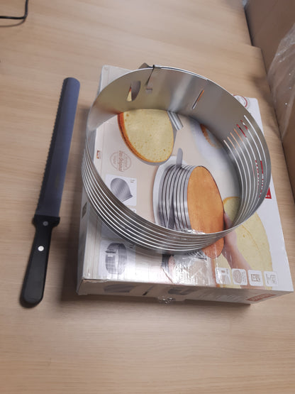 170724 - ZENKER 7705 - Set Enësh Pjekjeje, Prerës dhe Aksesorë për Torte me Shtresa, Madhësi 28 cm, Materiali Çelik Inoks