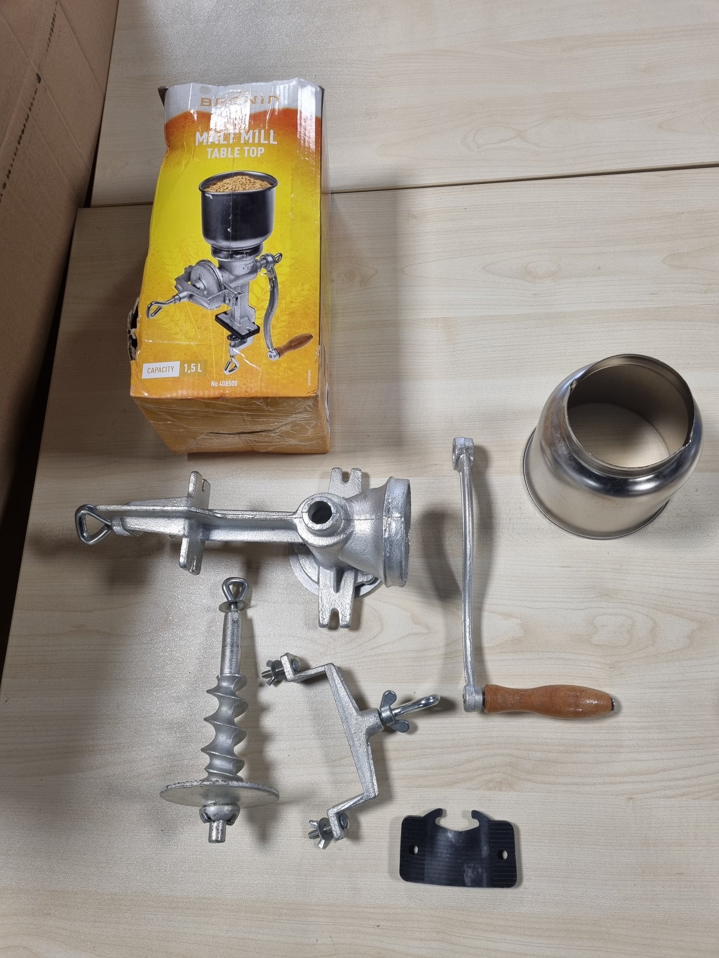 239642 - BROWIN MULLI DRITHËRASH ME DORË 1 kg, Manual për Bluarjen e Maltit, Miell për Bukë, Misër dhe Bizele, Argjend
