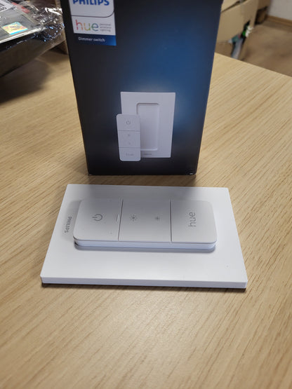 256207 - PHILIPS HUE - Ndërprerës ndriçimi pa tel Smart V2, për llambat Philips Hue, për ndriçim të brendshëm