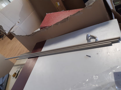 214293 - AMAZON BASICS Shufër perde e zgjatshme për ambiente të brendshme me shufër të lakuar 224 deri në 305 cm