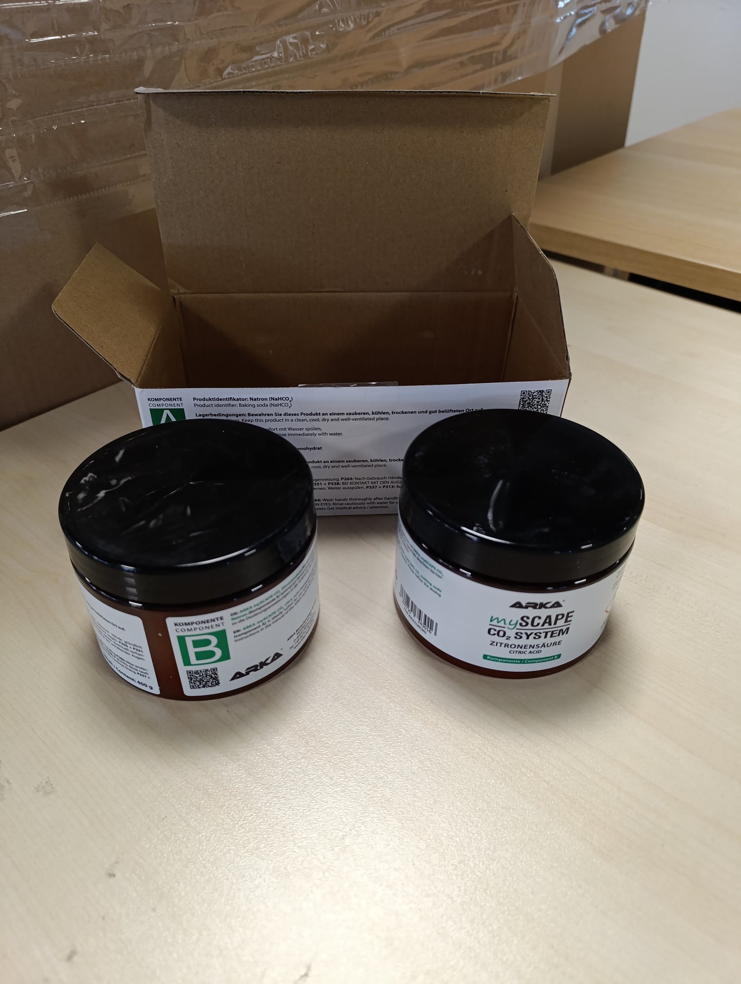 258211 - ARKA mySCAPE Kit Mbushjeje CO2 për Akuariume 2 x 400 g – Acid Citrik dhe Sodë Buke për Sisteme të Mbushshme CO2