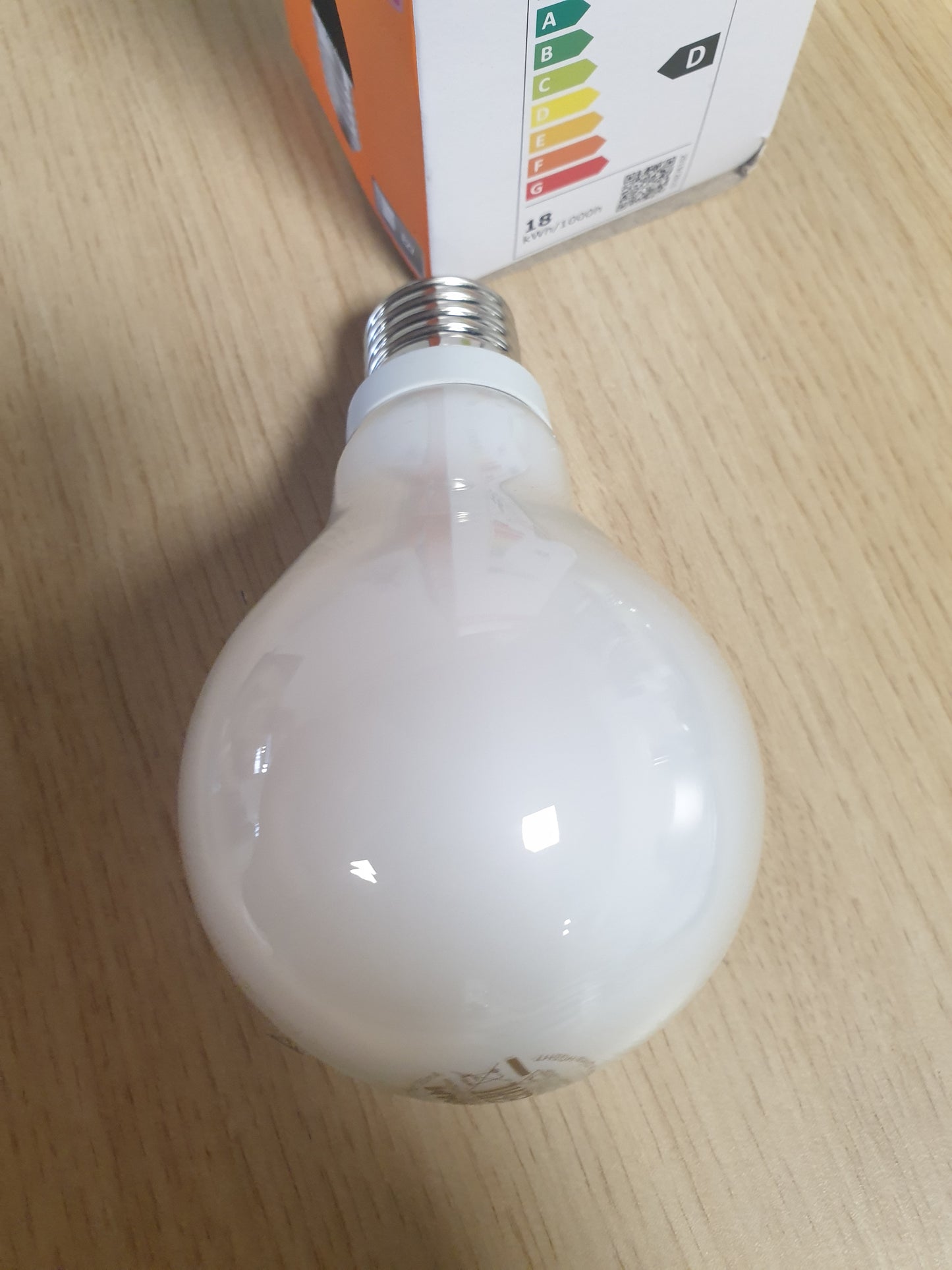 216406 - OSRAM Llambë LED me filament të errësueshëm, E27, 2700K, 18W, ekuivalente me 150W
