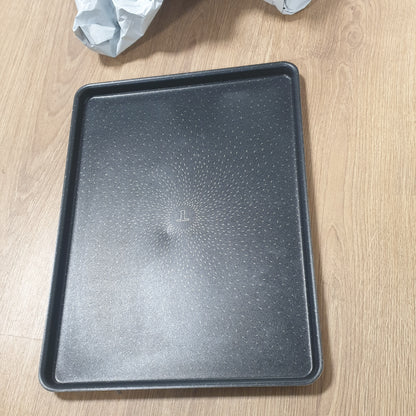 228975 - Tefal Success Tepsia e Pjekjes 38x28 cm, Shtresë Jo-Ngjitëse, 100% Alumini i Ricikluar, Prodhuar në Francë, Çokollatë J5547002