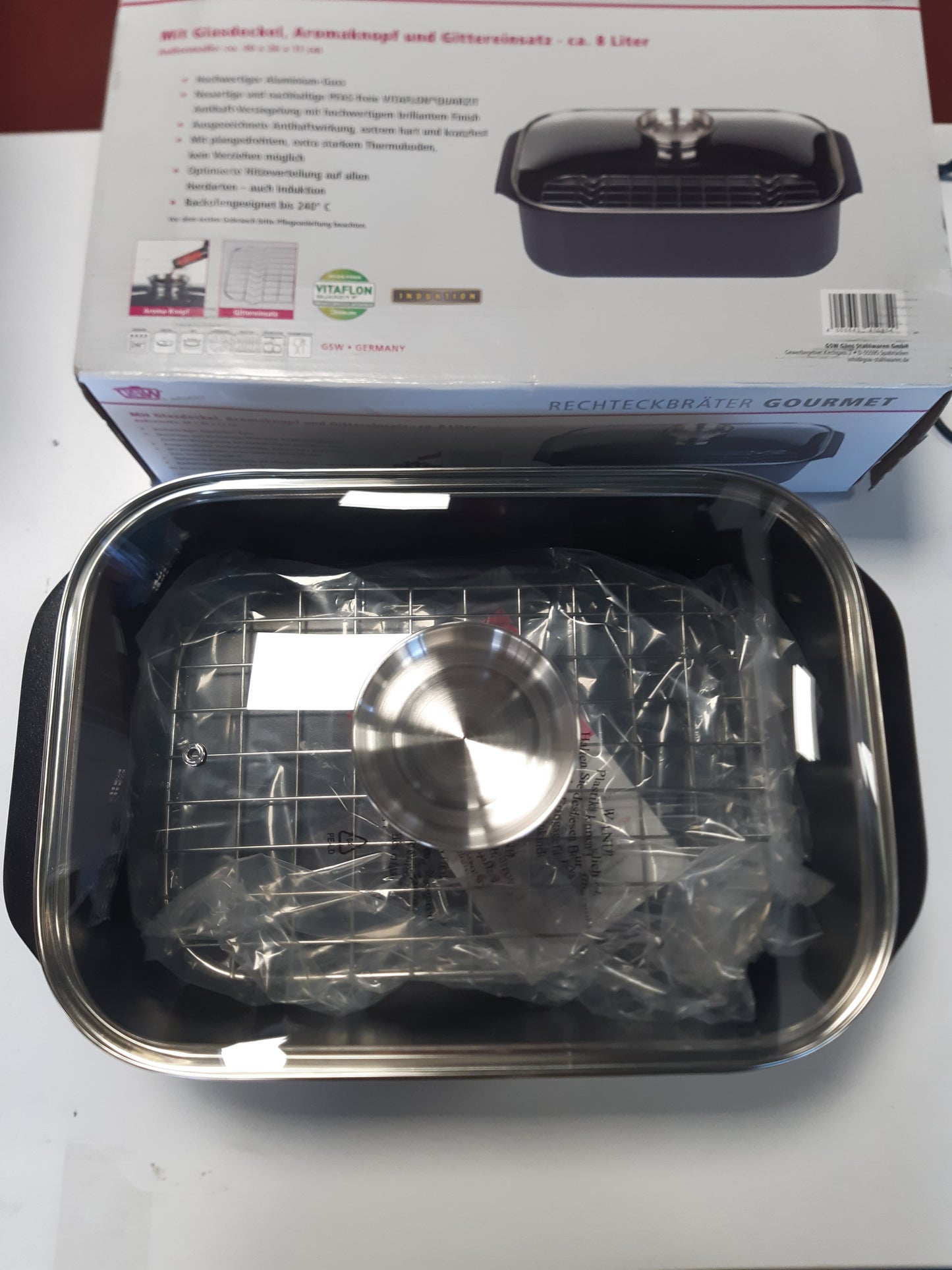 208314 - GSW GOURMET Tavë Drejtkëndëshe Pjekjeje me Kapak Qelqi Aromatik dhe Futje Skare, Alumin i Derdhur, i Pajtueshëm me Induksion, i Zi, 40 x 26 x 11cm