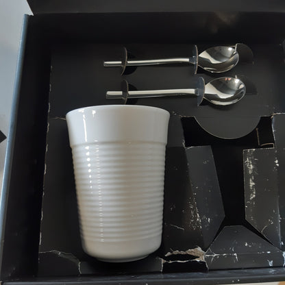 222022 - K-FEE Filxhanë kafeje me dy shtresa, 2 filxhanë 366 ml, 2 lugë çeliku inox, porcelani me cilësi të lartë, të sigurta për lavastovilje