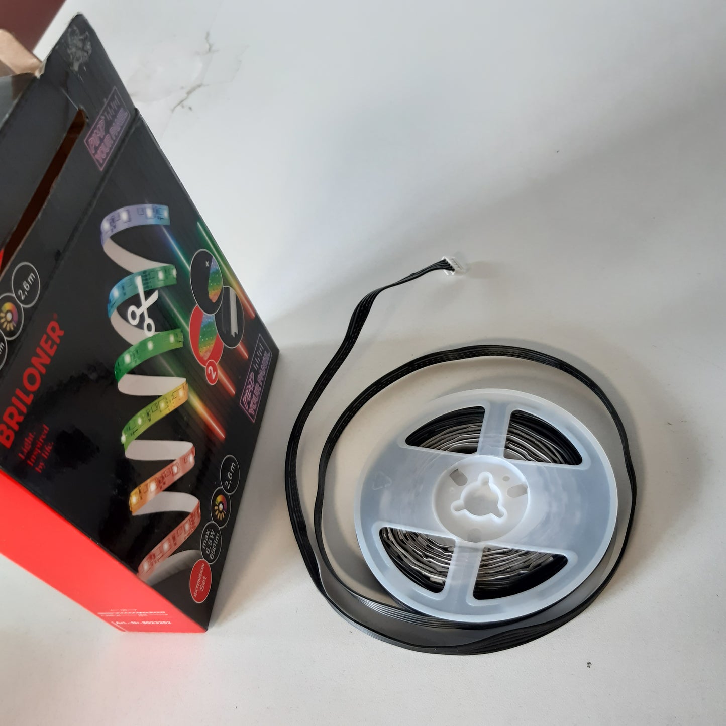 256919 - BRILONER Set Zgjatues Shiriti LED 2.6 m, Ngjyra Drite RGB, Telekomandë