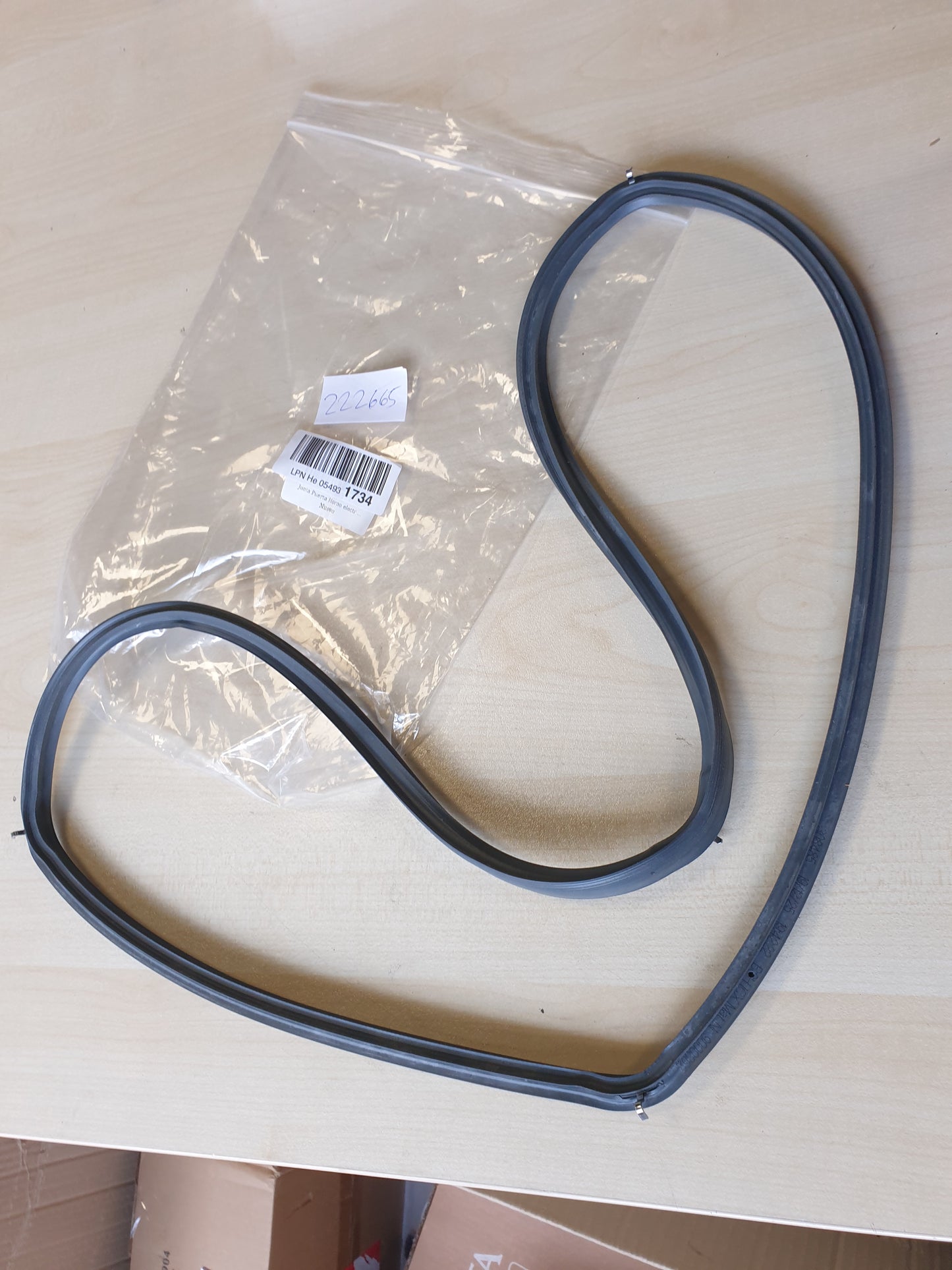 222665 - CABLEPELADO Vulosëse Universale, elektrike, dimensione 490 x 360 mm, e zezë