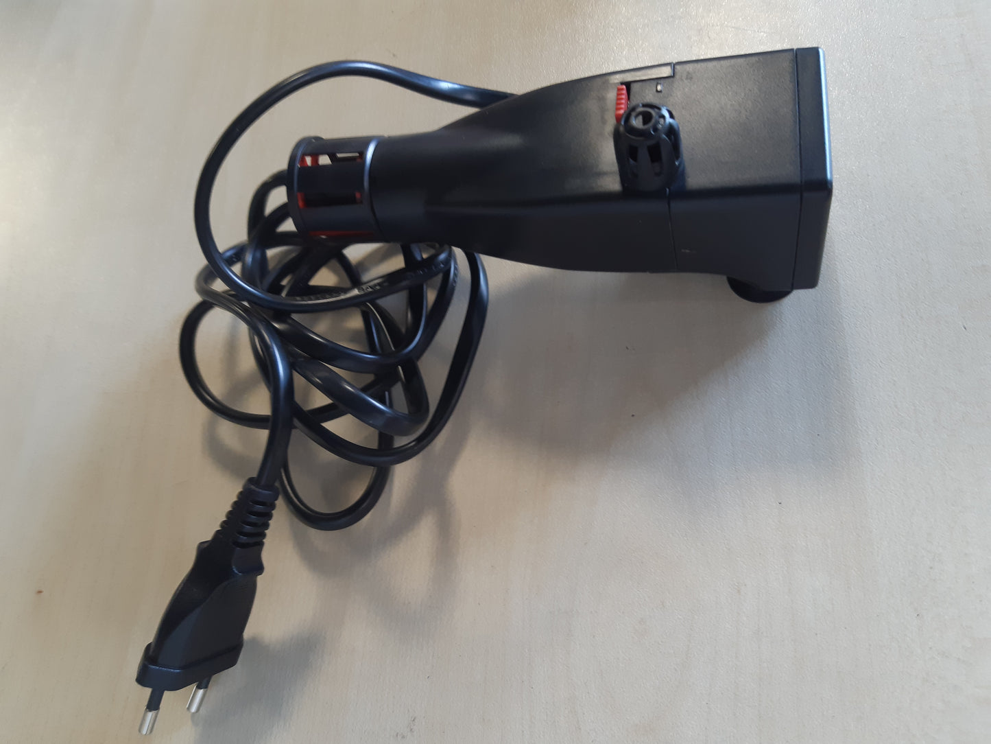 222674 - FLUVAL SK400 Skimmer Sipërfaqësor për Akuariume