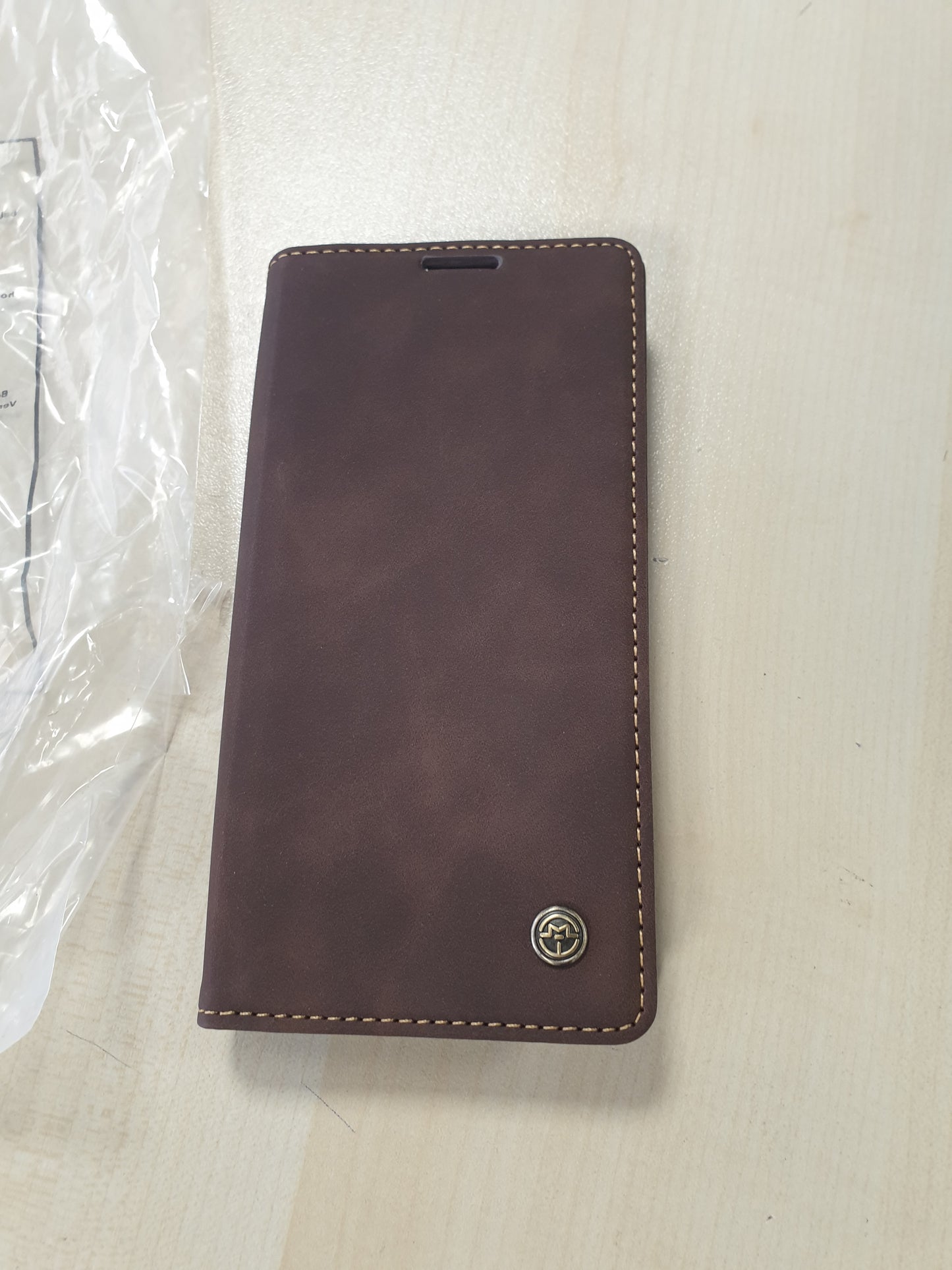 190083 - OWLHOLD Mbrojtëse prej Lëkure Premium për Google Pixel 10/10 Pro, e Palosshme me Mbështetëse për Vendin e Kartës, Funksionale, e Zezë