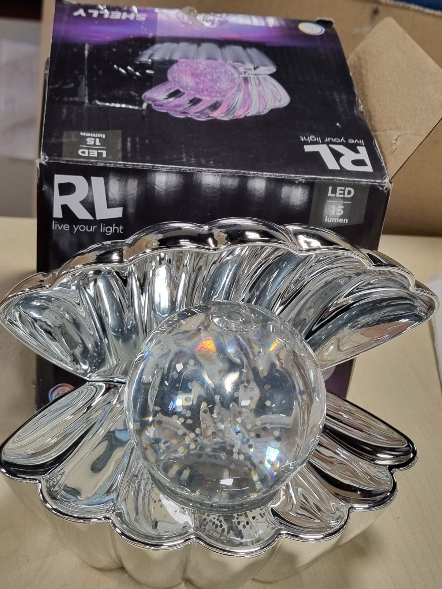 213649 - REALITY LEUCHTEN Llambë tavoline SHELLY R57731106, plastikë kromi, LED 0.8 vat, që ndryshon ngjyrë