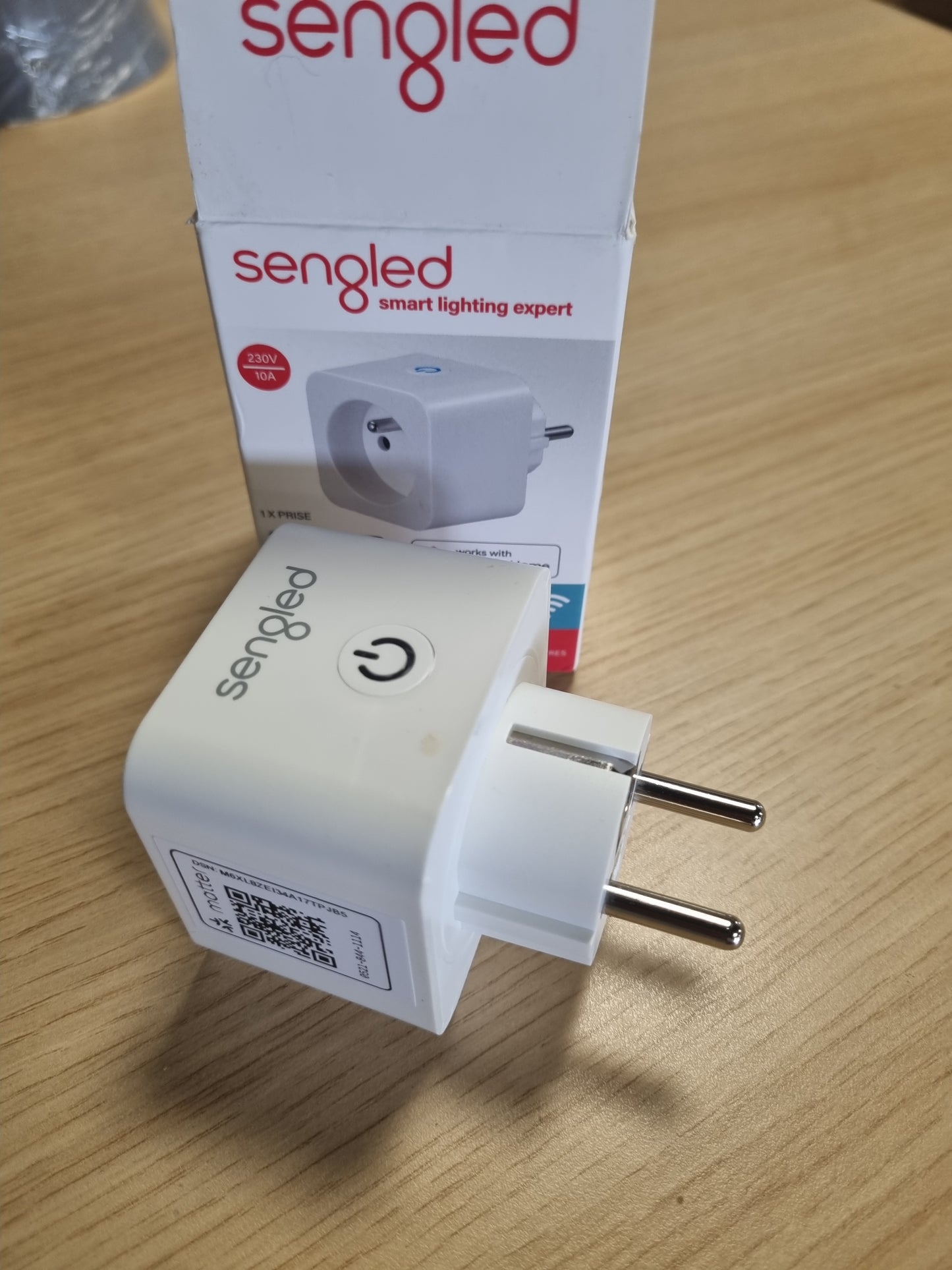 185430 - SENGLED Priza Inteligjente, e Pajtueshme me Matter, Funksionon me Alexa, Çiftëzim i Menjëhershëm, ka Fuqi Maksimale 2300W, Kërkohet Platformë e Pajtueshme me Matter, Përdoret WiFi 2.4GHz, 1 Pako