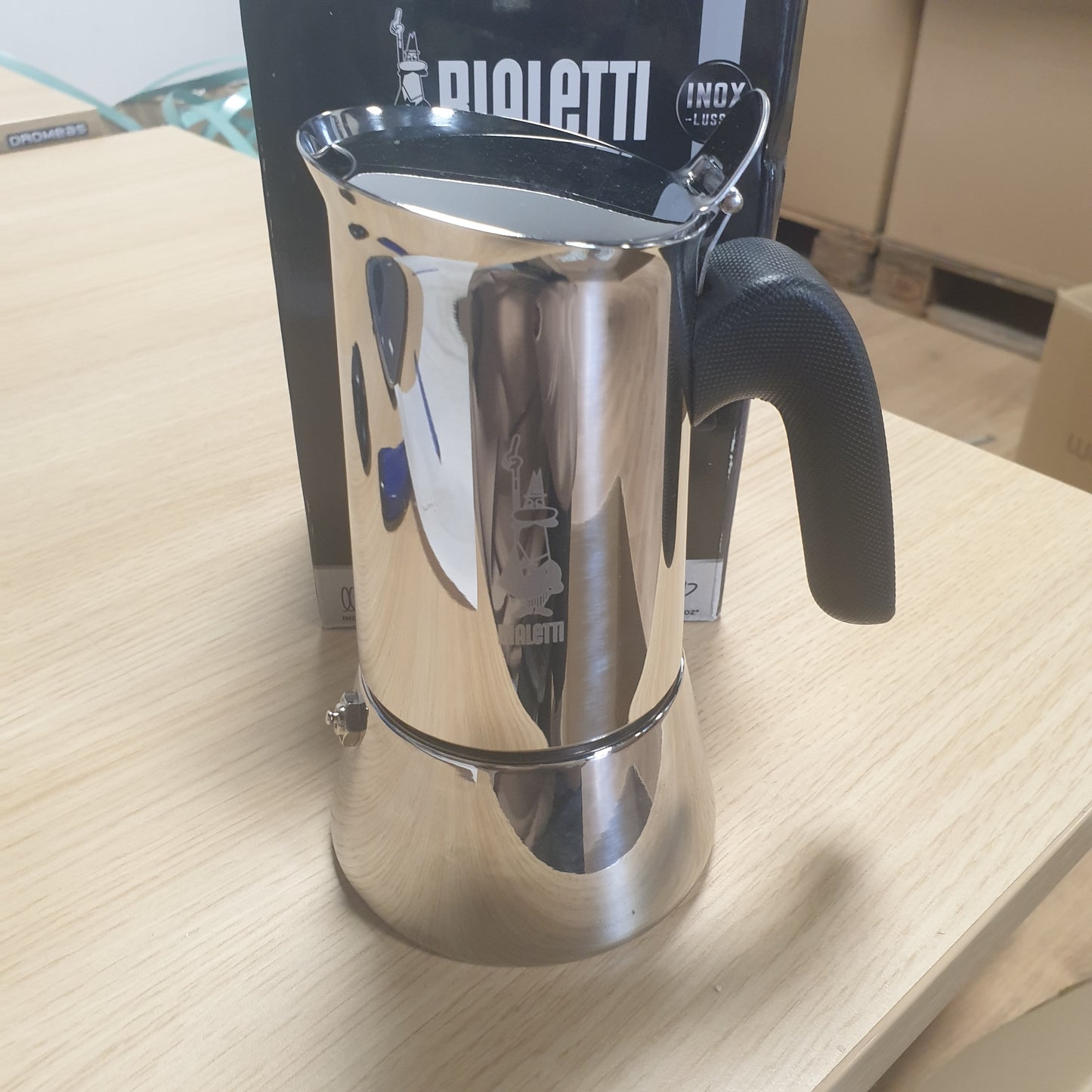 251067 - BIALETTI Makinë espresso Venus Induction, çelik inox, për 4 filxhanë kafeje (170 ml), argjendi