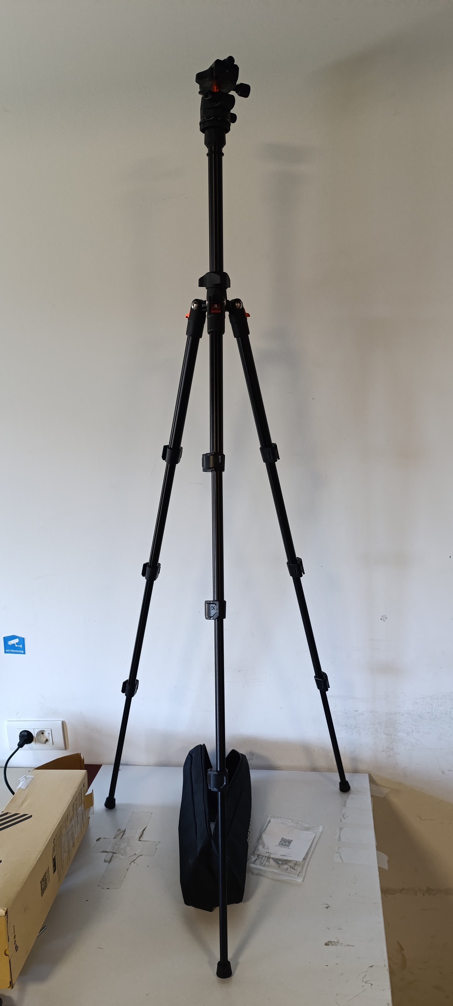 266297 - K&F Concept O234A1 Tripod për telefon celular, Tripod për kamerë 163 cm, Tripod udhëtimi, Tripod për telefon inteligjent me mbajtëse telefoni, Tripod udhëtimi prej alumini
