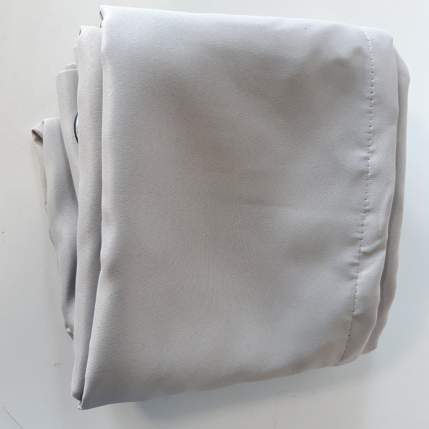 256183 - HUAXIQUE PERDE E JASHTME, DIMENSIONE: 168 X 183 CM, E PAPËRSHKUESHME NGA UJI, OPRAKE, ME GREP DHE VRIMA, PËR BALLKON DHE TARRACË