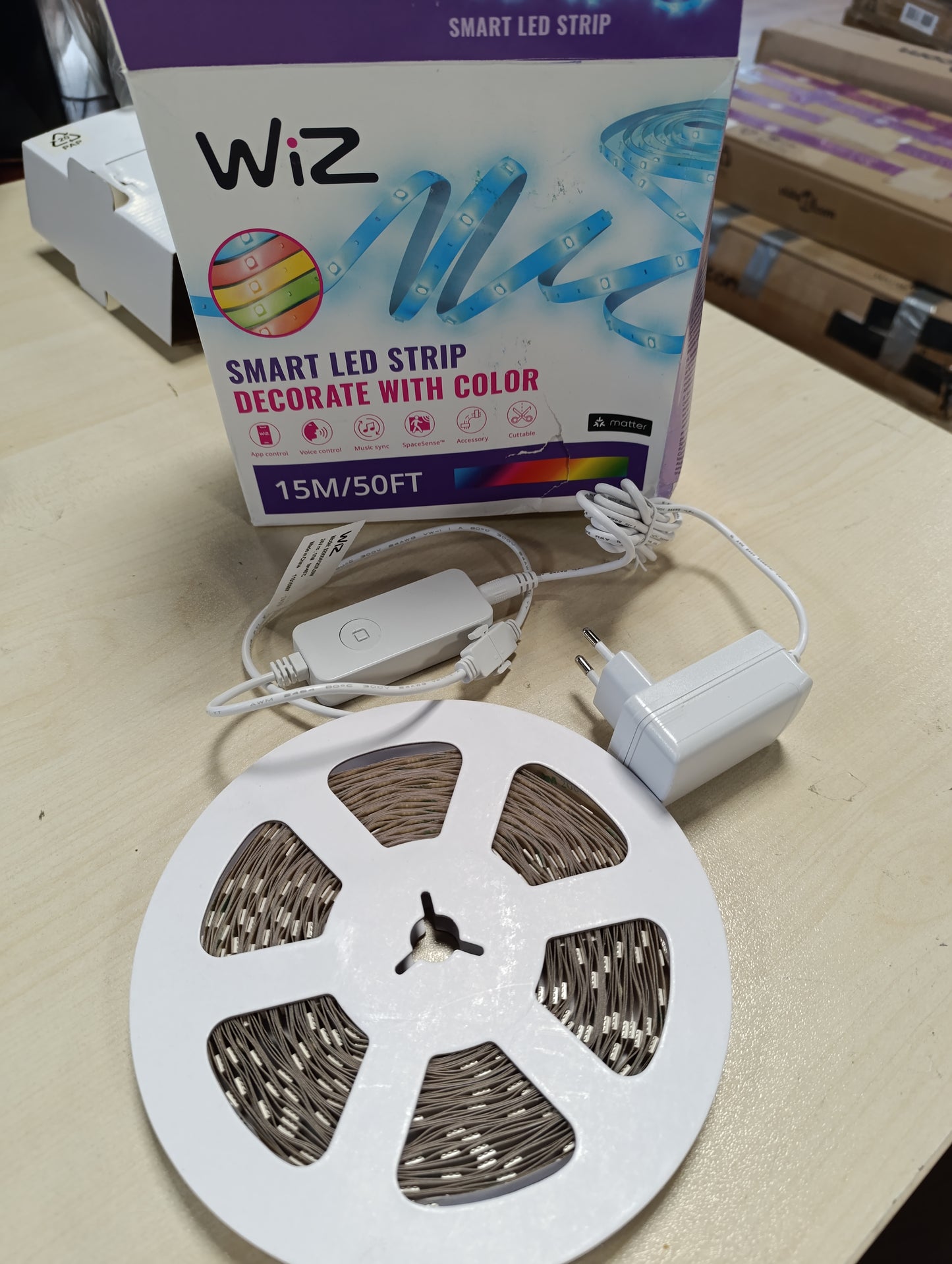 213469 - WIZ Shirit LED RGB 15m Tipi-C