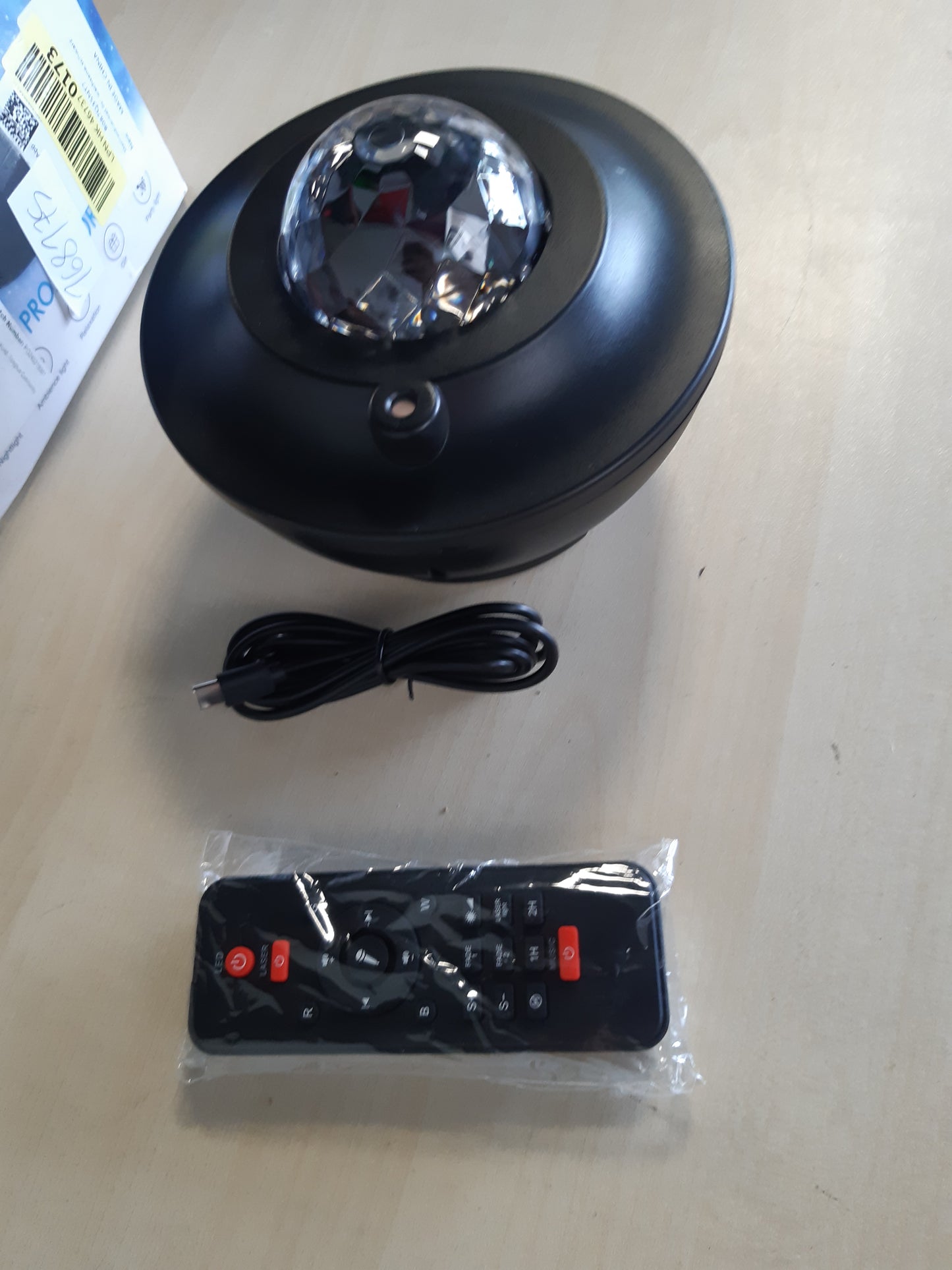 168175 - UOUNE Projektor LED me Qiell Yjor, me Altoparlant Bluetooth, Dritë Nate për Fëmijë dhe të Rritur, Kohëmatës, i Zi