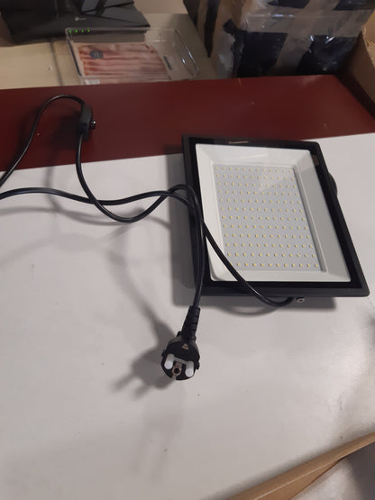 213903 - LUX STRAES Dritë LED 150W për jashtë, IP66, 16500LM, 6500K e bardhë e ftohtë