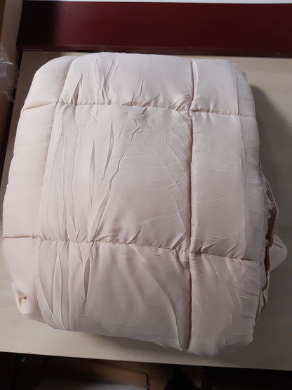 211416 - UTTOPIA Jorgan 200 x 200 cm, mbushje 370 g/m², material i frymëmarrshëm, super i butë, ngjyrë bezhë, i përshtatshëm për të gjitha stinët