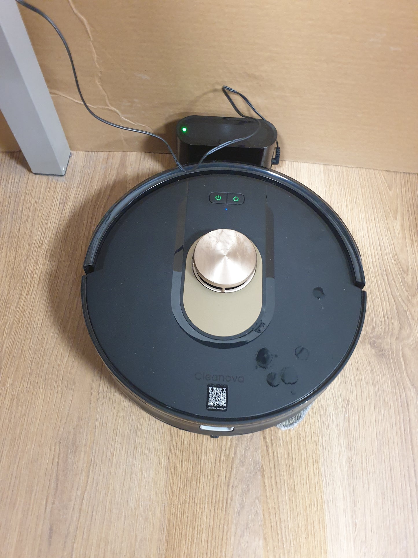231008 - VEXILAR Fshesë me korrent Robot me mapim 8000Pa, 150 minuta, lazer LiDAR, zë/APL/telekomandë