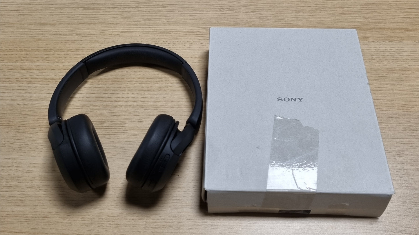 53236 - SONY Kufje WH-CH520 me Lidhje Bluetooth, Mikrofon, Bateri që zgjat deri në 50 Orë, Karikim të Shpejtë - Ngjyra e Zezë