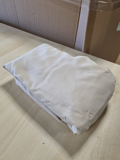202208 - AMAZON BASICS Çarçaf i Montuar Mikrofibër Poliester, 140x200x30cm, për Dyshekë me Trashësi deri në 30 cm, Ngjyrë Bezhë