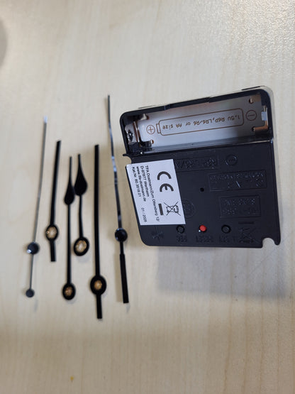 224219 - TFA DOSTMANN Mekanizëm ore me radiokontroll dhe set akrepash, 60.3518.01, Gjatësi 56 x Gjerësi 37 x Lartësi 56 mm (e zezë)