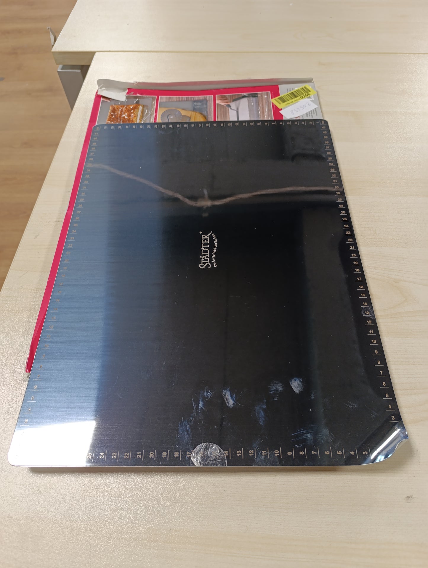205638 - STÄDTER Tavolinë Drejtkëndëshe për Tortë, prej Çelik Inox, Rezistente ndaj Ndryshkut, E Sigurt për Larjen në Makinë Larëse Enësh, 43.5 x 32 cm
