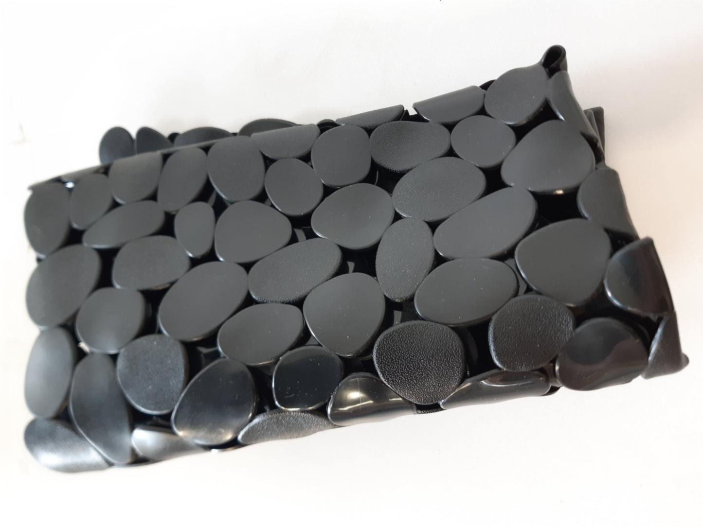 248999 - Brandsseller Dysheme dushi anti-rrëshqitëse 53 x 53 cm, Shtresë dushi PVC anti-rrëshqitëse me pamje guri katrore - e zezë