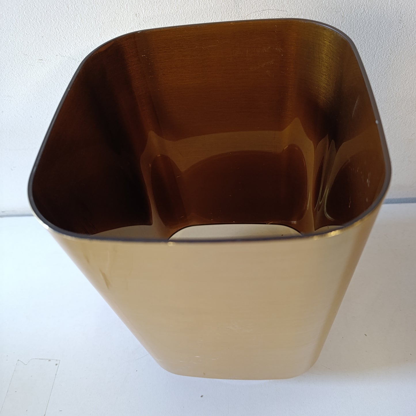 222018 - WENKO Kosh i Vogël Mbeturinash për Banjë, Kosh me Kapak, 5.5L, Aurion, i Artë, 17.2 x 25.5 x 17.2 cm