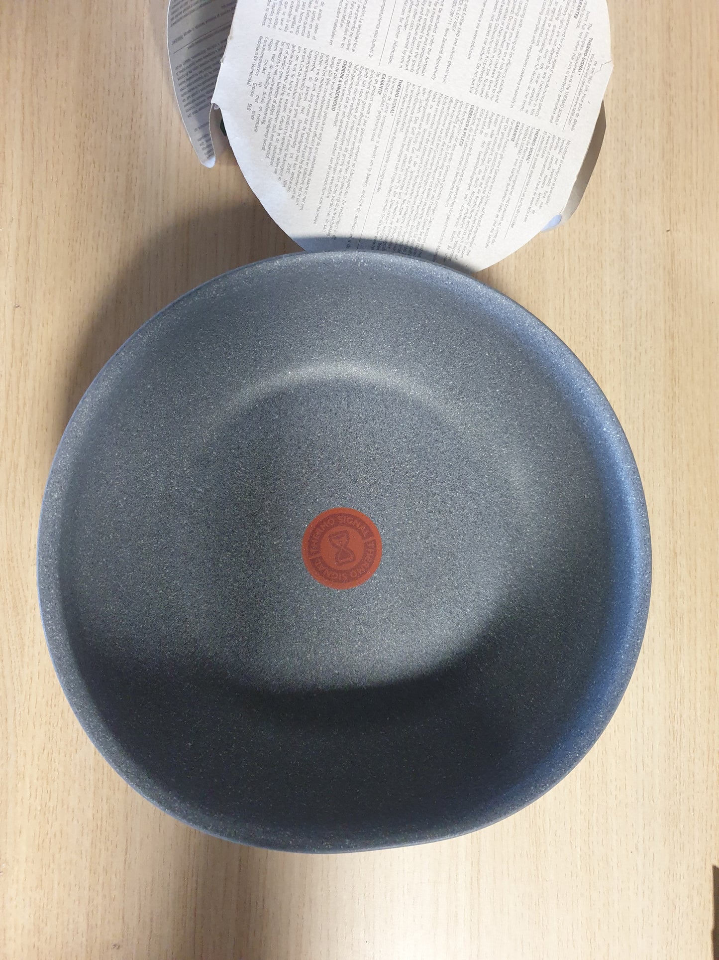 214164 - TEFAL Poêle Wok 26 cm, Induksion, Veshje jo ngjitëse, I pajtueshëm me lavastoviljen
